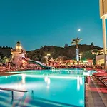 Grand Cettia Μαρμαρίς
