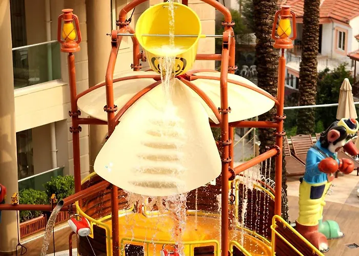 Grand Cettia Hotel 5*
