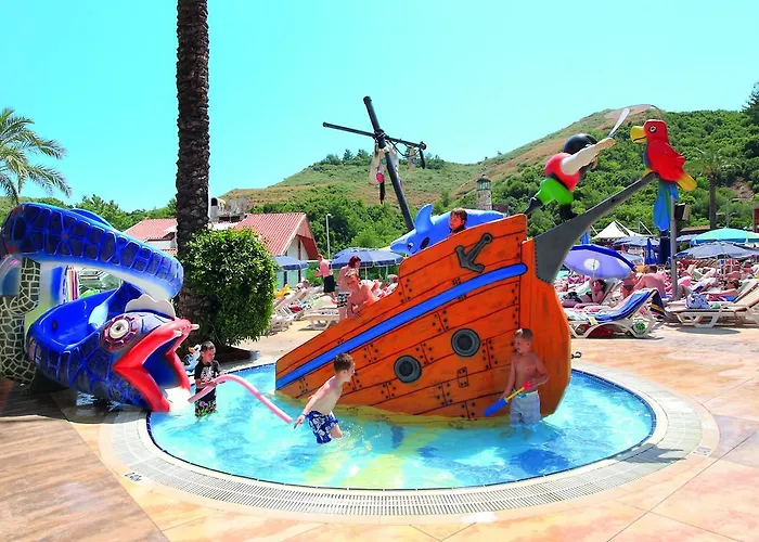 Grand Cettia Hotel 5*