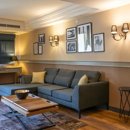 Отель Grand Cettia