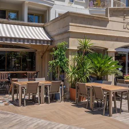 Grand Cettia Отель 5*