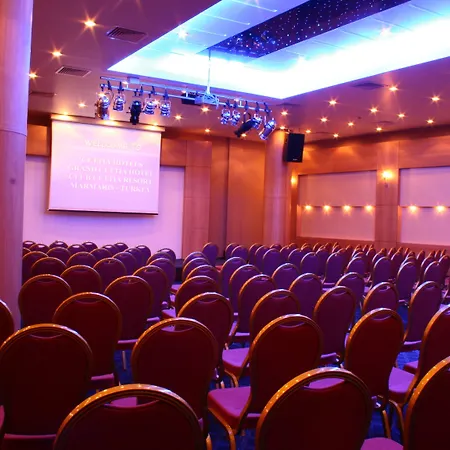 Grand Cettia Отель 5*