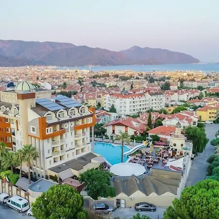 Grand Cettia Отель