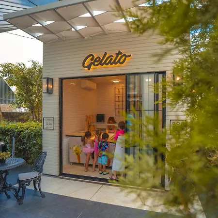 Grand Cettia Отель